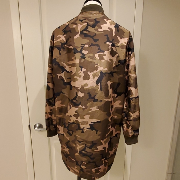 LOVE TREE longline camo bomber jacket - Picture 3 of 5